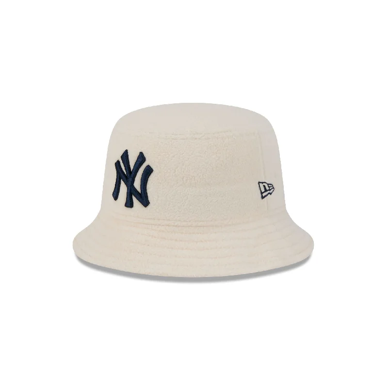 New York Yankees Cozy Bucket Hat