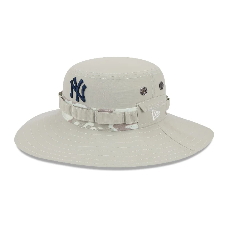 New York Yankees Fairway Adventure Bucket Hat