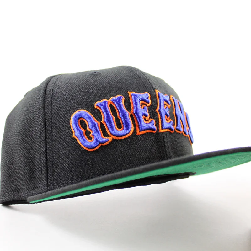 QUEENS New Era 59Fifty Fitted Hat (Black Green Under Brim)