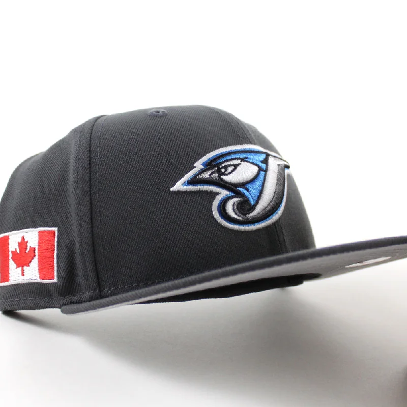 Toronto Blue Jays Canada Flag Patch New Era 59Fifty Fitted Hat (Graphite Gray Under Brim)