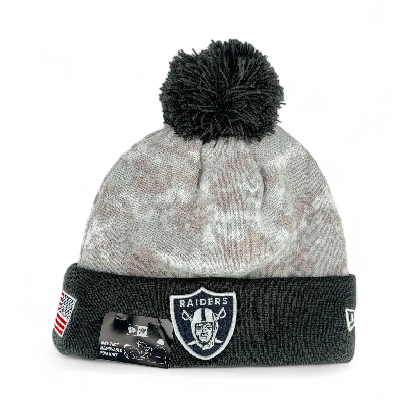 Las Vegas Raiders 2024 Salute To Service New Era Cuffed Pom Knit Hat