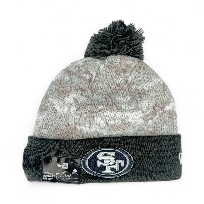 San Francisco 49ers 2024 Salute To Service New Era Cuffed Pom Knit Hat