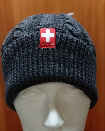 WINTER CAP SWITZERLAND FLAG